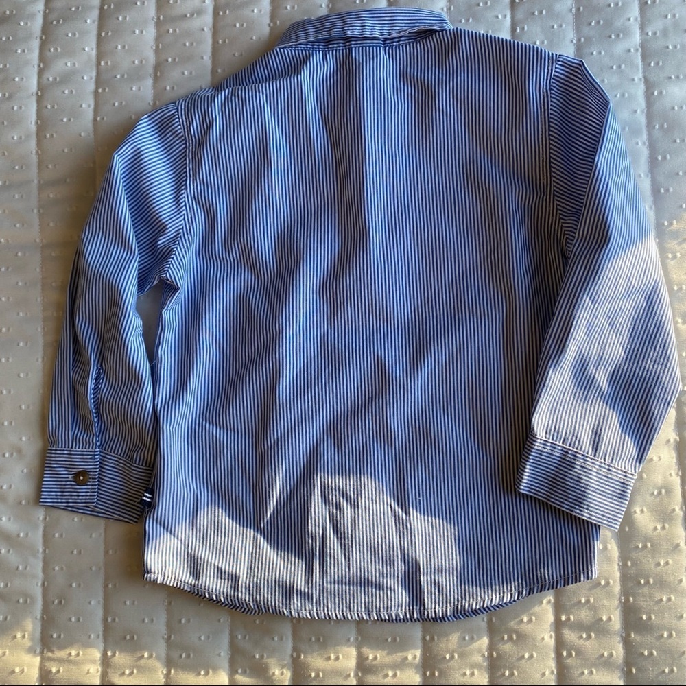 Nautica sleeves vest and long sleeve t shirt in perfect condition. Size 4t - Picture 9 of 10